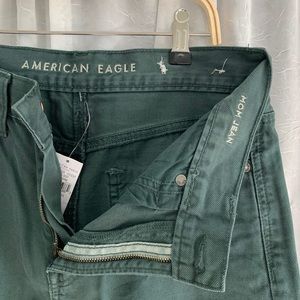 NWT AE Mom Jean